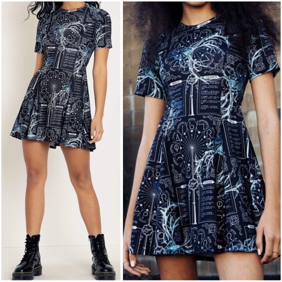 BlackMilk Harry Potter Spells and Charms Evil Tee Dress NWOT, M - Picture 1 of 11